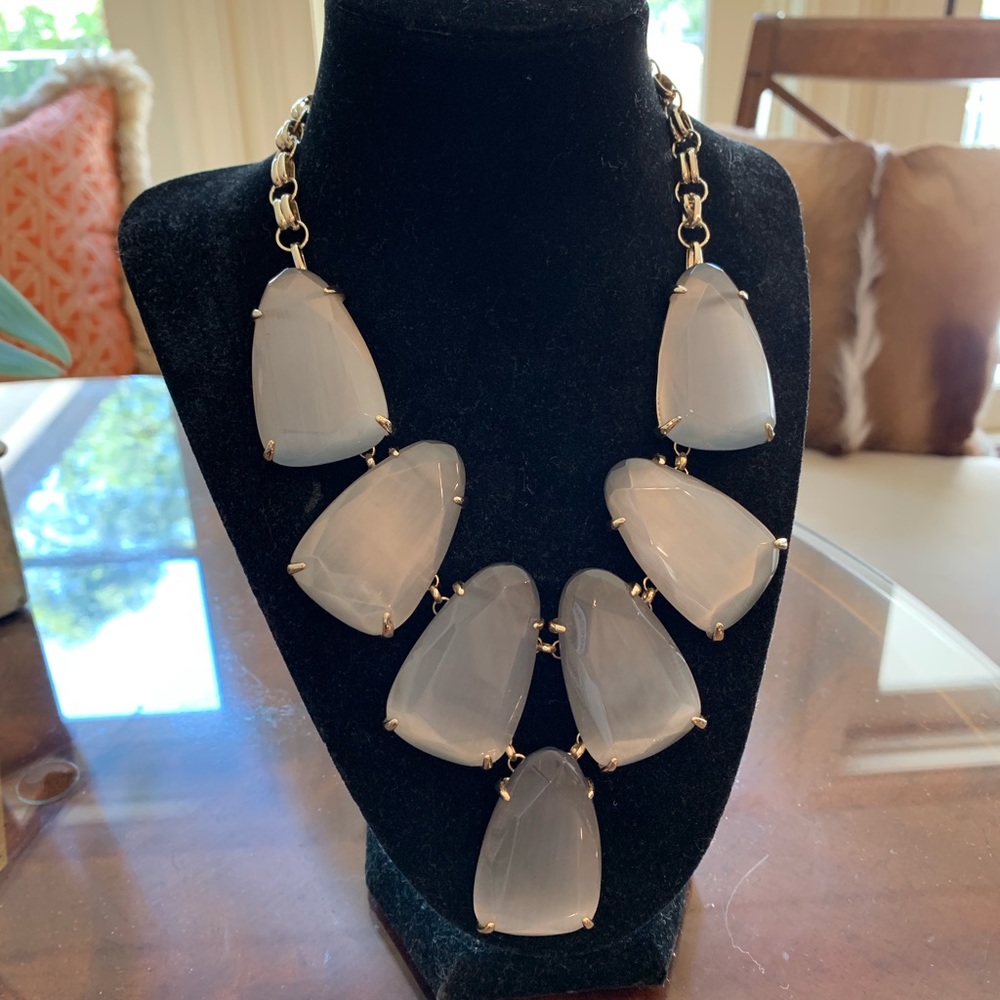 Kendra Scott Harlow Gray necklace